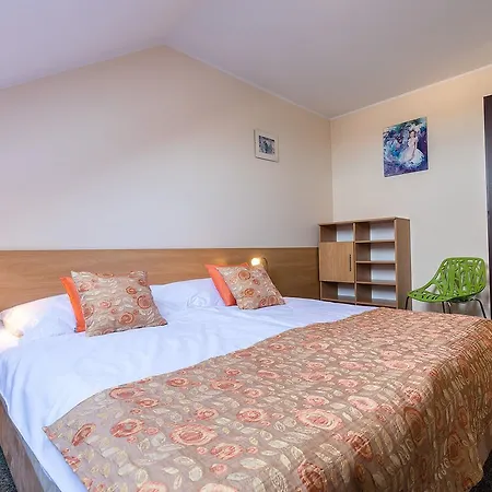 Privatunterkunft Grawit *